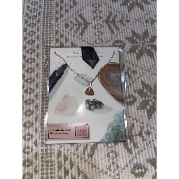 Gold Necklace Triangle Rhodocrosite - Picture 4 of 5